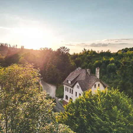 Maria W Lewinie Kłodzkim - Maria Iii Ośrodek wypoczynkowy *